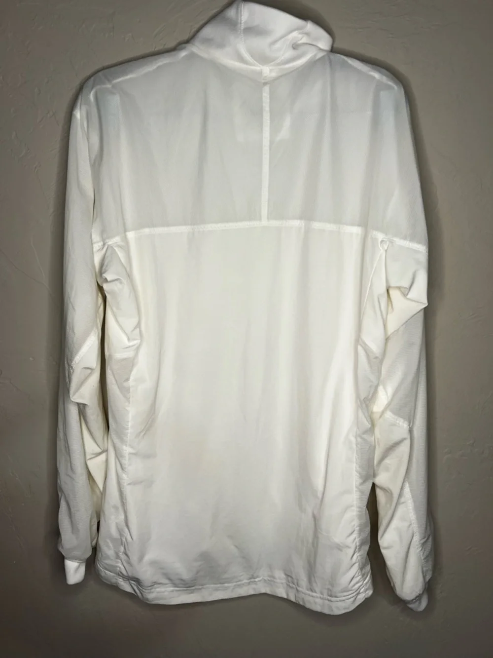 Nike Dri Fit Rafa Nadal Tennis Men’s White Lightweight Full-Zip Jacket‎